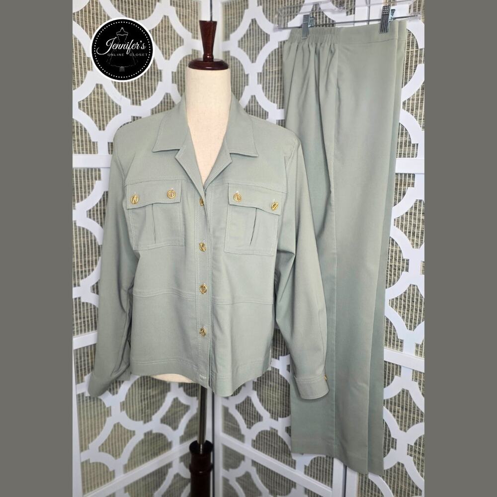 Regal Women's 2-Piece Mint Green Flat Front Pant and Jacket Set Size MP